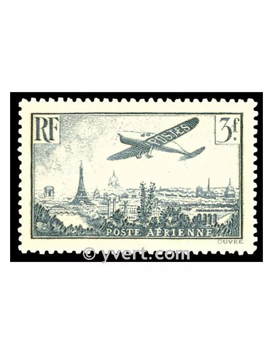 n° 12 - Timbre France Poste aérienne