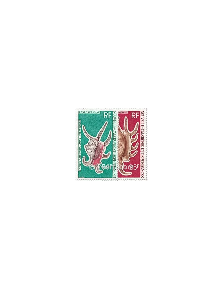 n° 129/130 - Timbre Nelle-Calédonie Poste aérienne