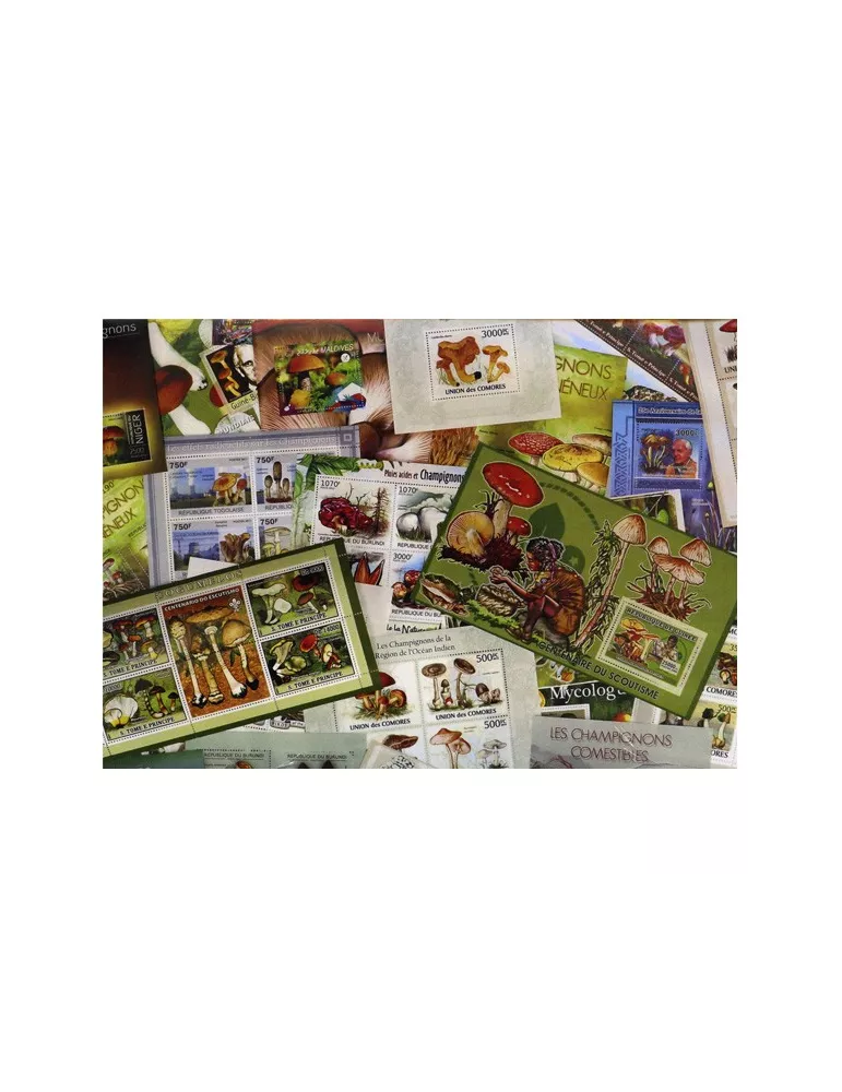 CHAMPIGNONS : pochette de 30 timbres (Neufs)