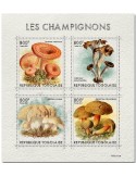 n° 9297/9300 - Timbre TOGO Poste