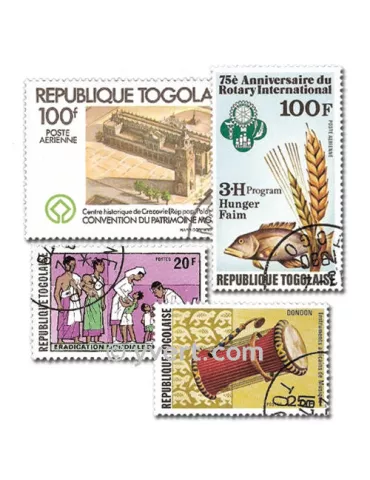 TOGO : pochette de 200 timbres (Oblitérés)