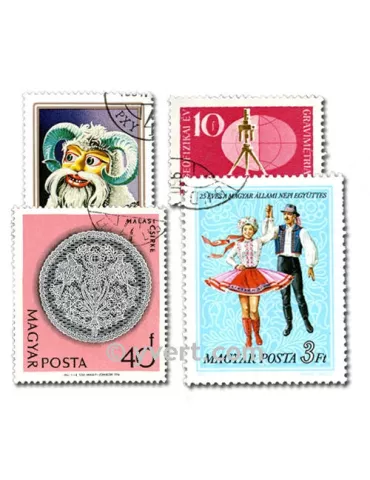 HONGRIE : pochette de 500 timbres (Oblitérés)