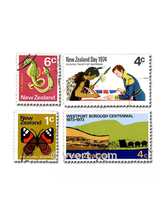 NOUVELLE ZELANDE : pochette de 100 timbres (Oblitérés)