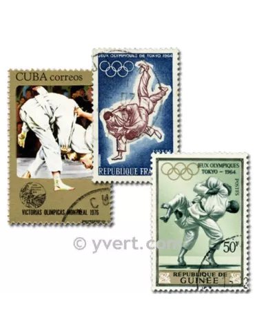 JUDO : pochette de 25 timbres (Oblitérés)