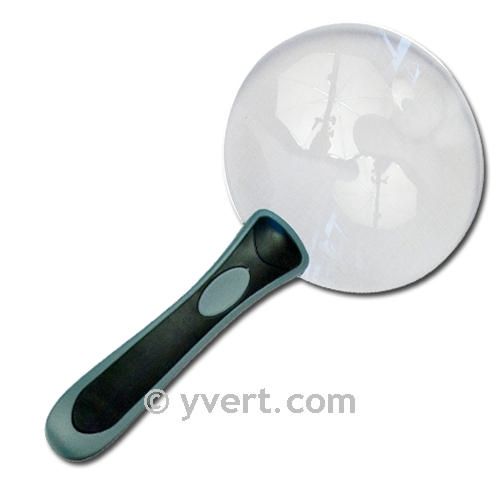LOUPE RONDE : 7,50cm (sans contour) LOUPE RONDE : 7,50cm (sans contour)