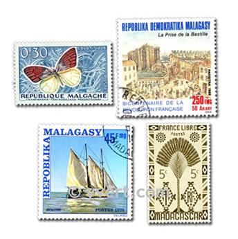 MADAGASCAR : pochette de 200 timbres (Oblitérés)